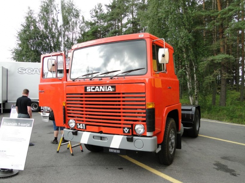 Scania LB 141